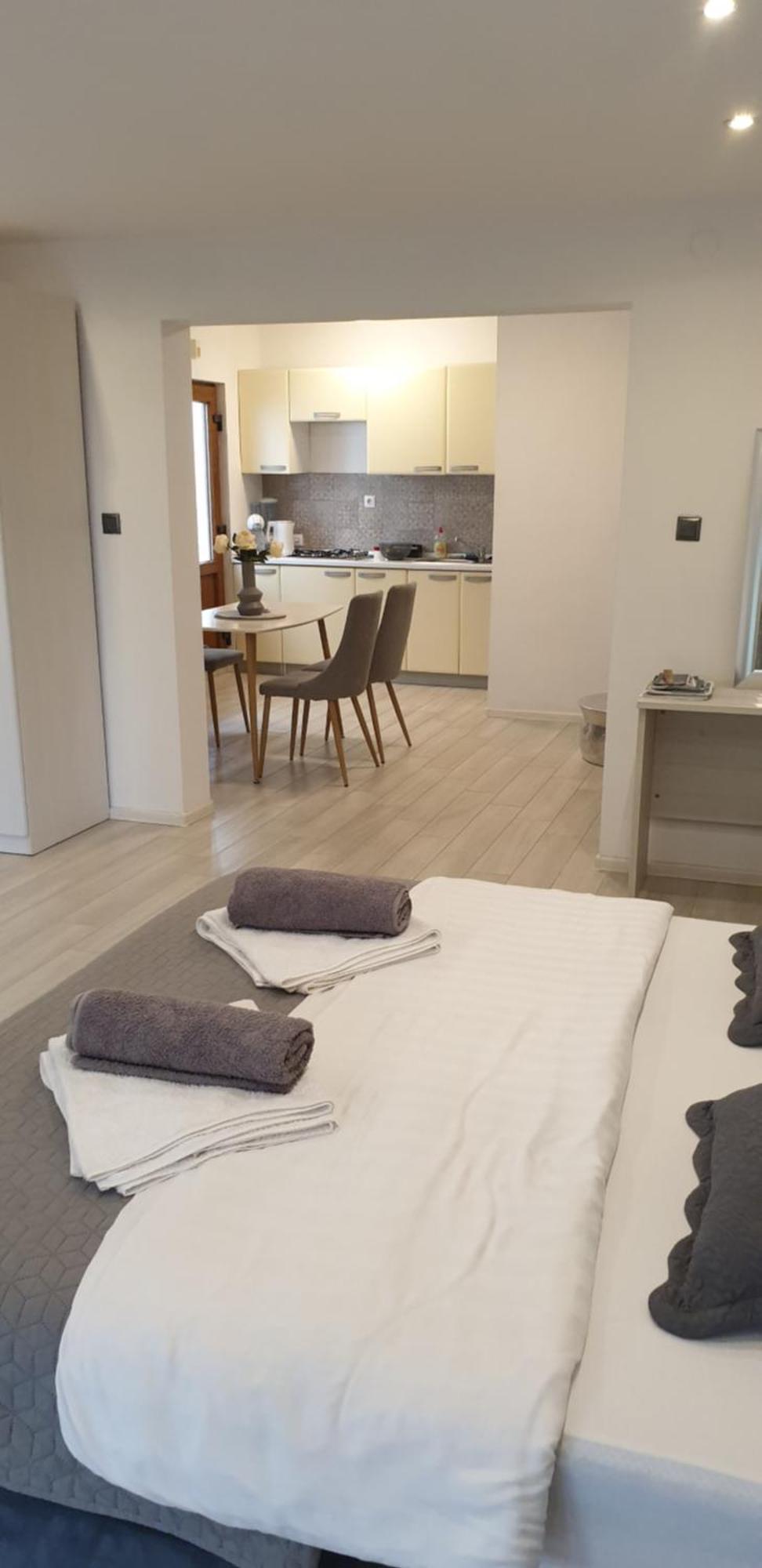 Apartma Romantic Rohreggerova Pula